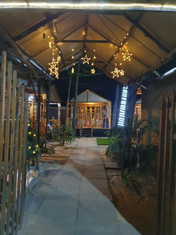 Clara'S Huts Hotel Palolem Exterior photo